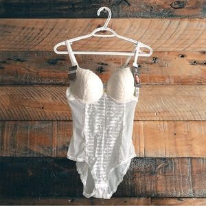 Daisy Fuentes Lace Teddy